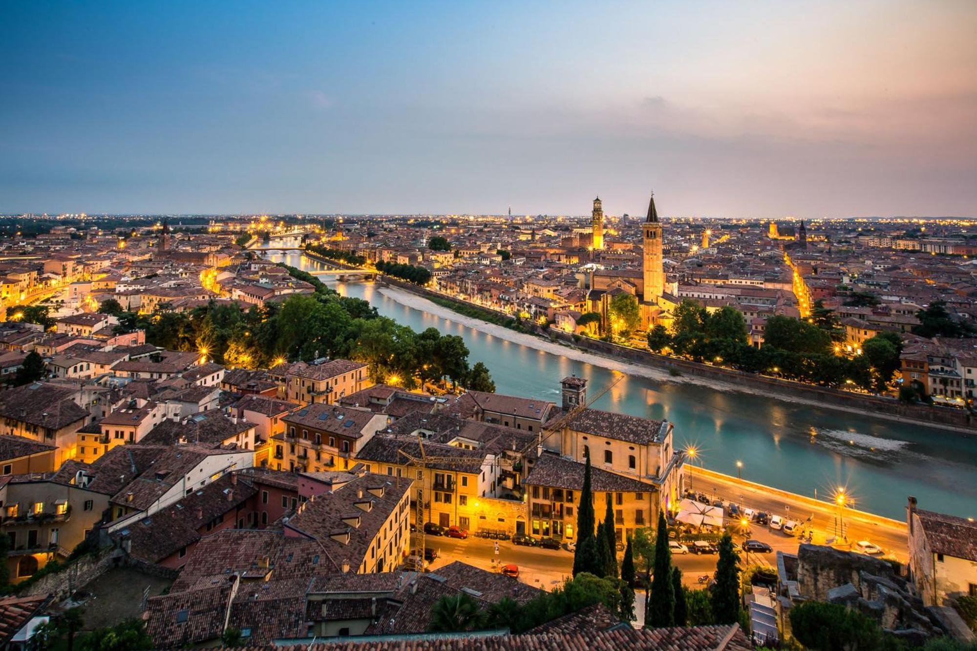 Primavera Al Teatro Romano Verona Exterior foto